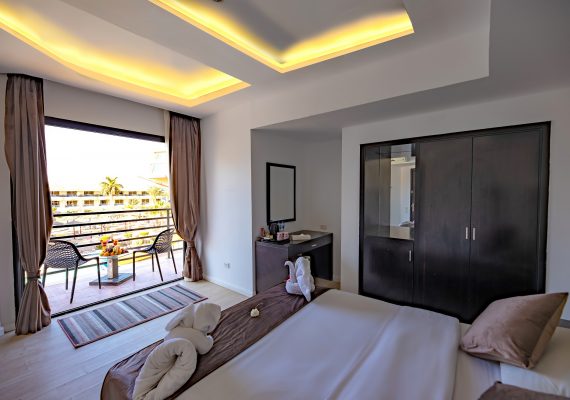 Standard Room Pool View / Sea Side View