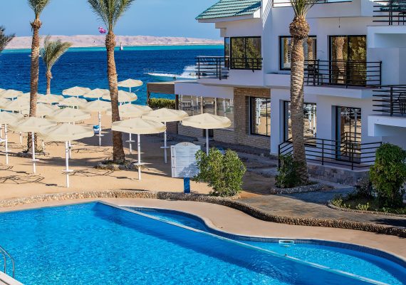 Standard Room Pool View / Sea Side View